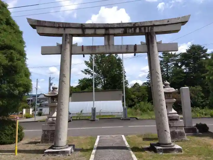 八幡神社(稲寄町)(福井県)