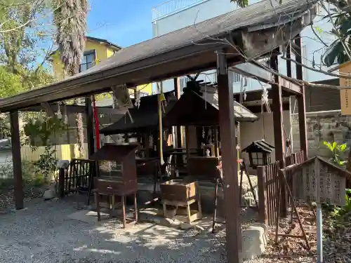 橋姫神社の{uncategorized: "未分類", other: "その他", undefined: "問題あり", building: "その他建物", grave: "お墓", sacred_gate: "鳥居", guardian: "狛犬", statue: "像", buddha: "仏像", history: "歴史", nature: "自然", garden: "庭園", animal: "動物", pagoda: "塔", temizu: "手水舎", mountain_gate: "山門・神門", sanctuary: "本殿・本堂", subordinate: "末社・摂社", art: "芸術", scenery: "景色", jizo: "地蔵", ema: "絵馬", goshuin: "御朱印", omikuji: "おみくじ", items: "授与品その他", amulet: "お守り", goshuincho: "御朱印帳", eats: "食事", festival: "お祭り", votive_dance: "神楽", shichigosan: "七五三参", wedding: "結婚式", experience: "体験その他", initially: "初詣", around: "周辺", anti_infection: "感染症対策"}