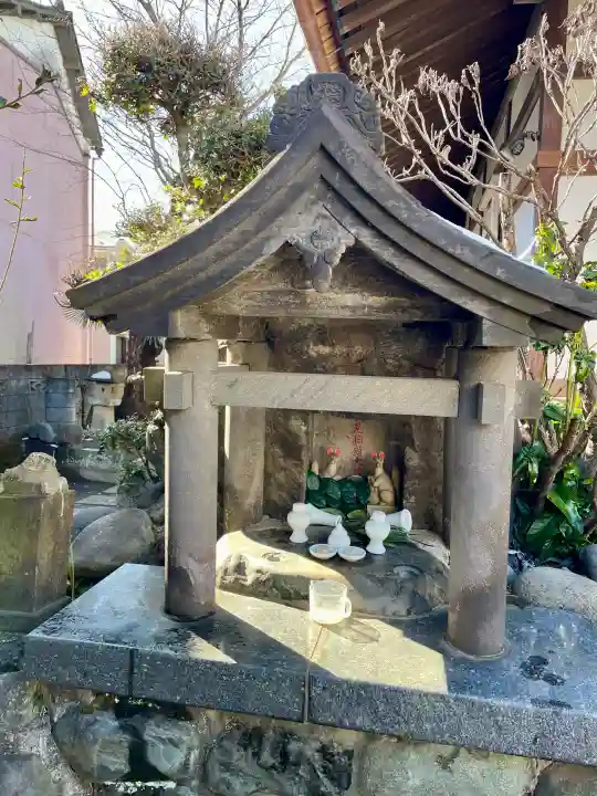專念寺の{uncategorized: "未分類", other: "その他", undefined: "問題あり", building: "その他建物", grave: "お墓", sacred_gate: "鳥居", guardian: "狛犬", statue: "像", buddha: "仏像", history: "歴史", nature: "自然", garden: "庭園", animal: "動物", pagoda: "塔", temizu: "手水舎", mountain_gate: "山門・神門", sanctuary: "本殿・本堂", subordinate: "末社・摂社", art: "芸術", scenery: "景色", jizo: "地蔵", ema: "絵馬", goshuin: "御朱印", omikuji: "おみくじ", items: "授与品その他", amulet: "お守り", goshuincho: "御朱印帳", eats: "食事", festival: "お祭り", votive_dance: "神楽", shichigosan: "七五三参", wedding: "結婚式", experience: "体験その他", initially: "初詣", around: "周辺", anti_infection: "感染症対策"}