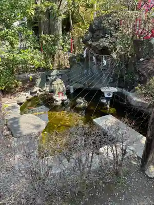 八剱八幡神社の{uncategorized: "未分類", other: "その他", undefined: "問題あり", building: "その他建物", grave: "お墓", sacred_gate: "鳥居", guardian: "狛犬", statue: "像", buddha: "仏像", history: "歴史", nature: "自然", garden: "庭園", animal: "動物", pagoda: "塔", temizu: "手水舎", mountain_gate: "山門・神門", sanctuary: "本殿・本堂", subordinate: "末社・摂社", art: "芸術", scenery: "景色", jizo: "地蔵", ema: "絵馬", goshuin: "御朱印", omikuji: "おみくじ", items: "授与品その他", amulet: "お守り", goshuincho: "御朱印帳", eats: "食事", festival: "お祭り", votive_dance: "神楽", shichigosan: "七五三参", wedding: "結婚式", experience: "体験その他", initially: "初詣", around: "周辺", anti_infection: "感染症対策"}