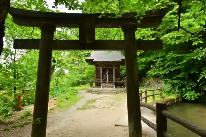 宇賀神堂(福島県)