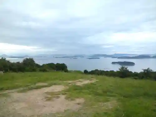 鴻八幡宮の周辺