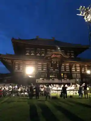 東大寺の本殿・本堂