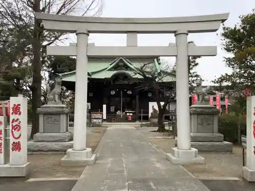 半田稲荷神社の鳥居