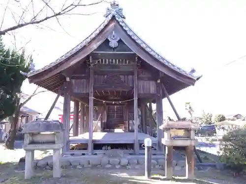 八劔社（中三宅）の本殿・本堂