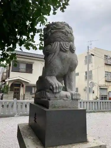 八王子神社の狛犬