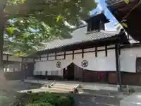 芳春寺の本殿・本堂