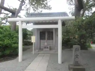 森戸大明神(森戸神社)の末社・摂社