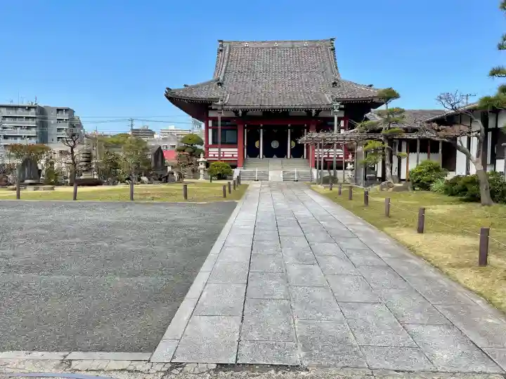 成佛寺の{uncategorized: "未分類", other: "その他", undefined: "問題あり", building: "その他建物", grave: "お墓", sacred_gate: "鳥居", guardian: "狛犬", statue: "像", buddha: "仏像", history: "歴史", nature: "自然", garden: "庭園", animal: "動物", pagoda: "塔", temizu: "手水舎", mountain_gate: "山門・神門", sanctuary: "本殿・本堂", subordinate: "末社・摂社", art: "芸術", scenery: "景色", jizo: "地蔵", ema: "絵馬", goshuin: "御朱印", omikuji: "おみくじ", items: "授与品その他", amulet: "お守り", goshuincho: "御朱印帳", eats: "食事", festival: "お祭り", votive_dance: "神楽", shichigosan: "七五三参", wedding: "結婚式", experience: "体験その他", initially: "初詣", around: "周辺", anti_infection: "感染症対策"}