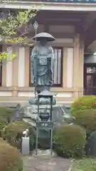 普門院の像