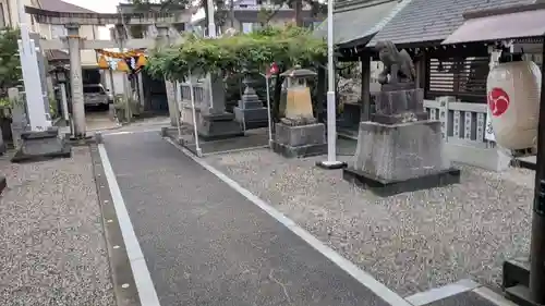 奥田神社の庭園