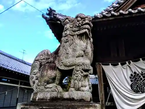 神明社（小渕神明社）の狛犬