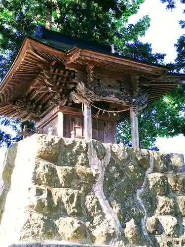 青麻神社の本殿