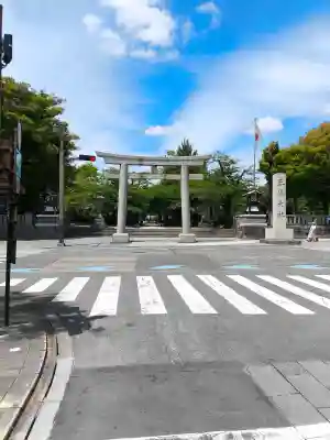 三嶋大社の{uncategorized: "未分類", other: "その他", undefined: "問題あり", building: "その他建物", grave: "お墓", sacred_gate: "鳥居", guardian: "狛犬", statue: "像", buddha: "仏像", history: "歴史", nature: "自然", garden: "庭園", animal: "動物", pagoda: "塔", temizu: "手水舎", mountain_gate: "山門・神門", sanctuary: "本殿・本堂", subordinate: "末社・摂社", art: "芸術", scenery: "景色", jizo: "地蔵", ema: "絵馬", goshuin: "御朱印", omikuji: "おみくじ", items: "授与品その他", amulet: "お守り", goshuincho: "御朱印帳", eats: "食事", festival: "お祭り", votive_dance: "神楽", shichigosan: "七五三参", wedding: "結婚式", experience: "体験その他", initially: "初詣", around: "周辺", anti_infection: "感染症対策"}