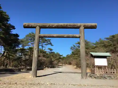 霧島神宮の鳥居