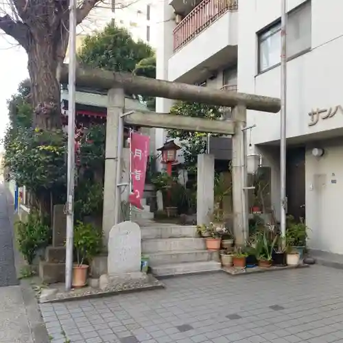 亀塚稲荷神社の鳥居