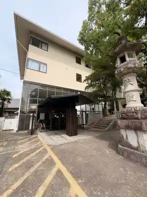 深川神社の{uncategorized: "未分類", other: "その他", undefined: "問題あり", building: "その他建物", grave: "お墓", sacred_gate: "鳥居", guardian: "狛犬", statue: "像", buddha: "仏像", history: "歴史", nature: "自然", garden: "庭園", animal: "動物", pagoda: "塔", temizu: "手水舎", mountain_gate: "山門・神門", sanctuary: "本殿・本堂", subordinate: "末社・摂社", art: "芸術", scenery: "景色", jizo: "地蔵", ema: "絵馬", goshuin: "御朱印", omikuji: "おみくじ", items: "授与品その他", amulet: "お守り", goshuincho: "御朱印帳", eats: "食事", festival: "お祭り", votive_dance: "神楽", shichigosan: "七五三参", wedding: "結婚式", experience: "体験その他", initially: "初詣", around: "周辺", anti_infection: "感染症対策"}