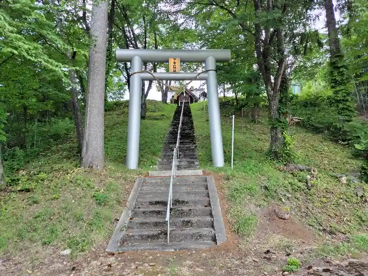 下金山神社の鳥居