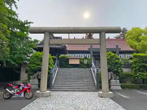 高崎神社の鳥居