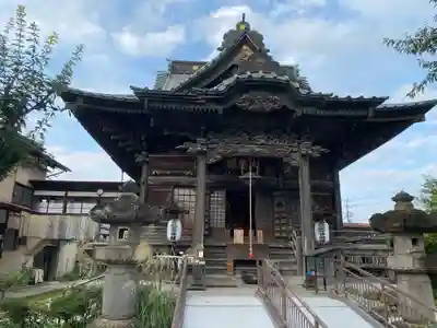 秩父札所十三番 慈眼寺の本殿・本堂