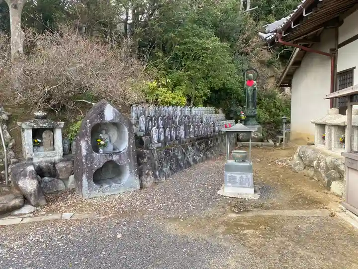 石上寺(三重県)