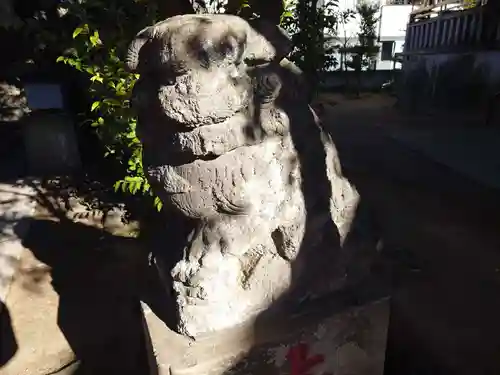 当代島稲荷神社の狛犬