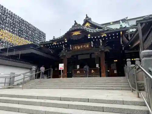 成田山深川不動堂（新勝寺東京別院）の{uncategorized: "未分類", other: "その他", undefined: "問題あり", building: "その他建物", grave: "お墓", sacred_gate: "鳥居", guardian: "狛犬", statue: "像", buddha: "仏像", history: "歴史", nature: "自然", garden: "庭園", animal: "動物", pagoda: "塔", temizu: "手水舎", mountain_gate: "山門・神門", sanctuary: "本殿・本堂", subordinate: "末社・摂社", art: "芸術", scenery: "景色", jizo: "地蔵", ema: "絵馬", goshuin: "御朱印", omikuji: "おみくじ", items: "授与品その他", amulet: "お守り", goshuincho: "御朱印帳", eats: "食事", festival: "お祭り", votive_dance: "神楽", shichigosan: "七五三参", wedding: "結婚式", experience: "体験その他", initially: "初詣", around: "周辺", anti_infection: "感染症対策"}