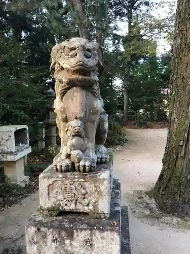 玉作湯神社の狛犬