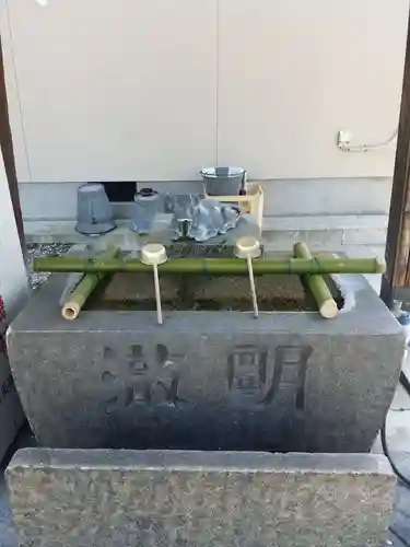 休天神社の手水舎