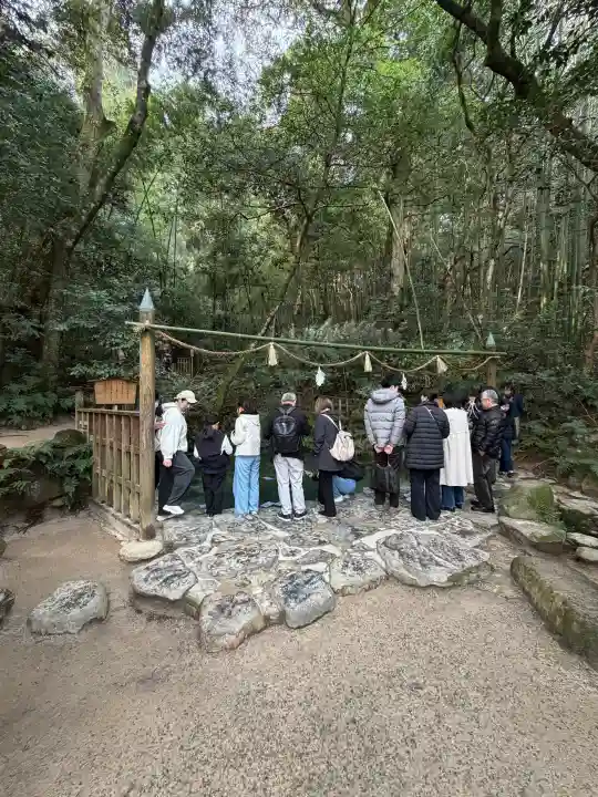 八重垣神社の{uncategorized: "未分類", other: "その他", undefined: "問題あり", building: "その他建物", grave: "お墓", sacred_gate: "鳥居", guardian: "狛犬", statue: "像", buddha: "仏像", history: "歴史", nature: "自然", garden: "庭園", animal: "動物", pagoda: "塔", temizu: "手水舎", mountain_gate: "山門・神門", sanctuary: "本殿・本堂", subordinate: "末社・摂社", art: "芸術", scenery: "景色", jizo: "地蔵", ema: "絵馬", goshuin: "御朱印", omikuji: "おみくじ", items: "授与品その他", amulet: "お守り", goshuincho: "御朱印帳", eats: "食事", festival: "お祭り", votive_dance: "神楽", shichigosan: "七五三参", wedding: "結婚式", experience: "体験その他", initially: "初詣", around: "周辺", anti_infection: "感染症対策"}