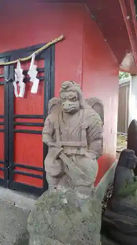 （芝生）浅間神社の像