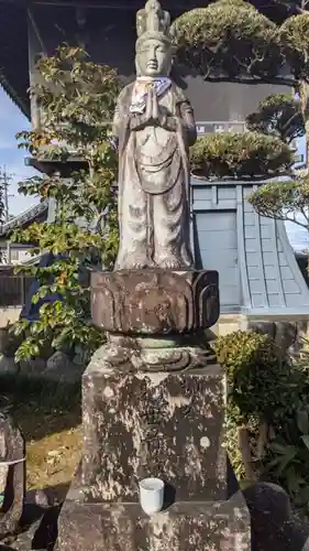 宗栄寺の仏像