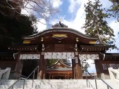 高麗神社の山門・神門