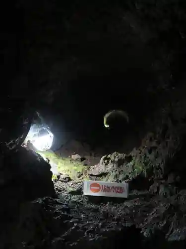 無戸室浅間神社(船津胎内神社)のその他建物