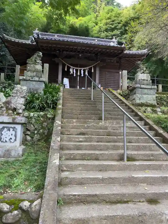 高尾山麓氷川神社(東京都)