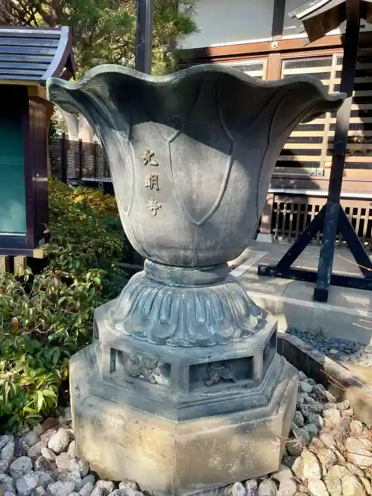 光明寺の{uncategorized: "未分類", other: "その他", undefined: "問題あり", building: "その他建物", grave: "お墓", sacred_gate: "鳥居", guardian: "狛犬", statue: "像", buddha: "仏像", history: "歴史", nature: "自然", garden: "庭園", animal: "動物", pagoda: "塔", temizu: "手水舎", mountain_gate: "山門・神門", sanctuary: "本殿・本堂", subordinate: "末社・摂社", art: "芸術", scenery: "景色", jizo: "地蔵", ema: "絵馬", goshuin: "御朱印", omikuji: "おみくじ", items: "授与品その他", amulet: "お守り", goshuincho: "御朱印帳", eats: "食事", festival: "お祭り", votive_dance: "神楽", shichigosan: "七五三参", wedding: "結婚式", experience: "体験その他", initially: "初詣", around: "周辺", anti_infection: "感染症対策"}