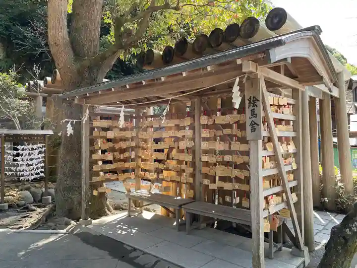 銭洗弁財天宇賀福神社(神奈川県)
