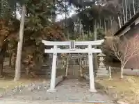八幡神社の{uncategorized: "未分類", other: "その他", undefined: "問題あり", building: "その他建物", grave: "お墓", sacred_gate: "鳥居", guardian: "狛犬", statue: "像", buddha: "仏像", history: "歴史", nature: "自然", garden: "庭園", animal: "動物", pagoda: "塔", temizu: "手水舎", mountain_gate: "山門・神門", sanctuary: "本殿・本堂", subordinate: "末社・摂社", art: "芸術", scenery: "景色", jizo: "地蔵", ema: "絵馬", goshuin: "御朱印", omikuji: "おみくじ", items: "授与品その他", amulet: "お守り", goshuincho: "御朱印帳", eats: "食事", festival: "お祭り", votive_dance: "神楽", shichigosan: "七五三参", wedding: "結婚式", experience: "体験その他", initially: "初詣", around: "周辺", anti_infection: "感染症対策"}