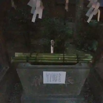 母智丘神社の手水舎