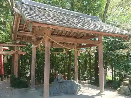 加富神社の手水舎