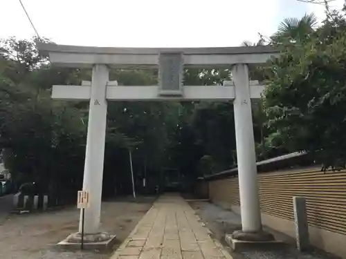 碑文谷八幡宮の鳥居