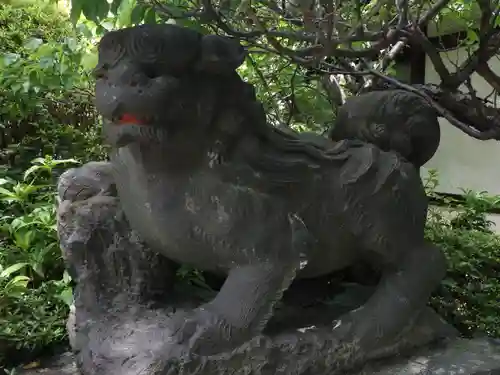 東大島神社の狛犬