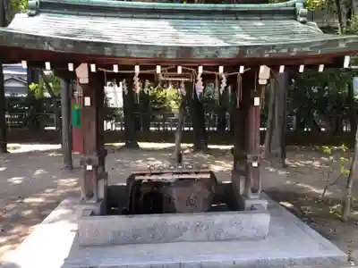 綾戸國中神社の手水舎