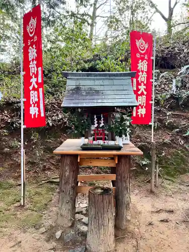 時切稲荷神社の{uncategorized: "未分類", other: "その他", undefined: "問題あり", building: "その他建物", grave: "お墓", sacred_gate: "鳥居", guardian: "狛犬", statue: "像", buddha: "仏像", history: "歴史", nature: "自然", garden: "庭園", animal: "動物", pagoda: "塔", temizu: "手水舎", mountain_gate: "山門・神門", sanctuary: "本殿・本堂", subordinate: "末社・摂社", art: "芸術", scenery: "景色", jizo: "地蔵", ema: "絵馬", goshuin: "御朱印", omikuji: "おみくじ", items: "授与品その他", amulet: "お守り", goshuincho: "御朱印帳", eats: "食事", festival: "お祭り", votive_dance: "神楽", shichigosan: "七五三参", wedding: "結婚式", experience: "体験その他", initially: "初詣", around: "周辺", anti_infection: "感染症対策"}