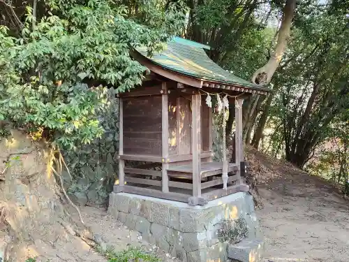 伊佐爾波神社の末社