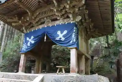 岩屋寺の山門・神門