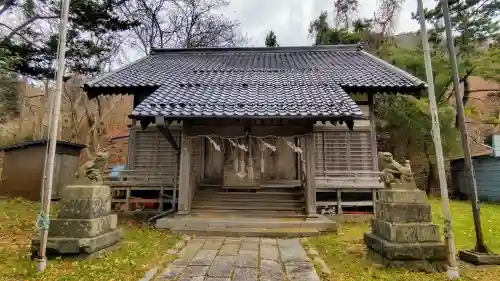 住三吉神社の本殿