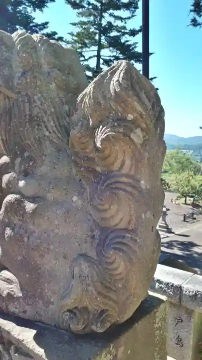 仁木神社の狛犬