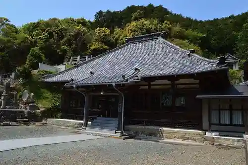 日蓮宗 法雲寺の本殿・本堂