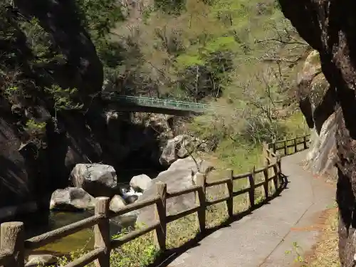 夫婦木神社姫の宮の{uncategorized: "未分類", other: "その他", undefined: "問題あり", building: "その他建物", grave: "お墓", sacred_gate: "鳥居", guardian: "狛犬", statue: "像", buddha: "仏像", history: "歴史", nature: "自然", garden: "庭園", animal: "動物", pagoda: "塔", temizu: "手水舎", mountain_gate: "山門・神門", sanctuary: "本殿・本堂", subordinate: "末社・摂社", art: "芸術", scenery: "景色", jizo: "地蔵", ema: "絵馬", goshuin: "御朱印", omikuji: "おみくじ", items: "授与品その他", amulet: "お守り", goshuincho: "御朱印帳", eats: "食事", festival: "お祭り", votive_dance: "神楽", shichigosan: "七五三参", wedding: "結婚式", experience: "体験その他", initially: "初詣", around: "周辺", anti_infection: "感染症対策"}